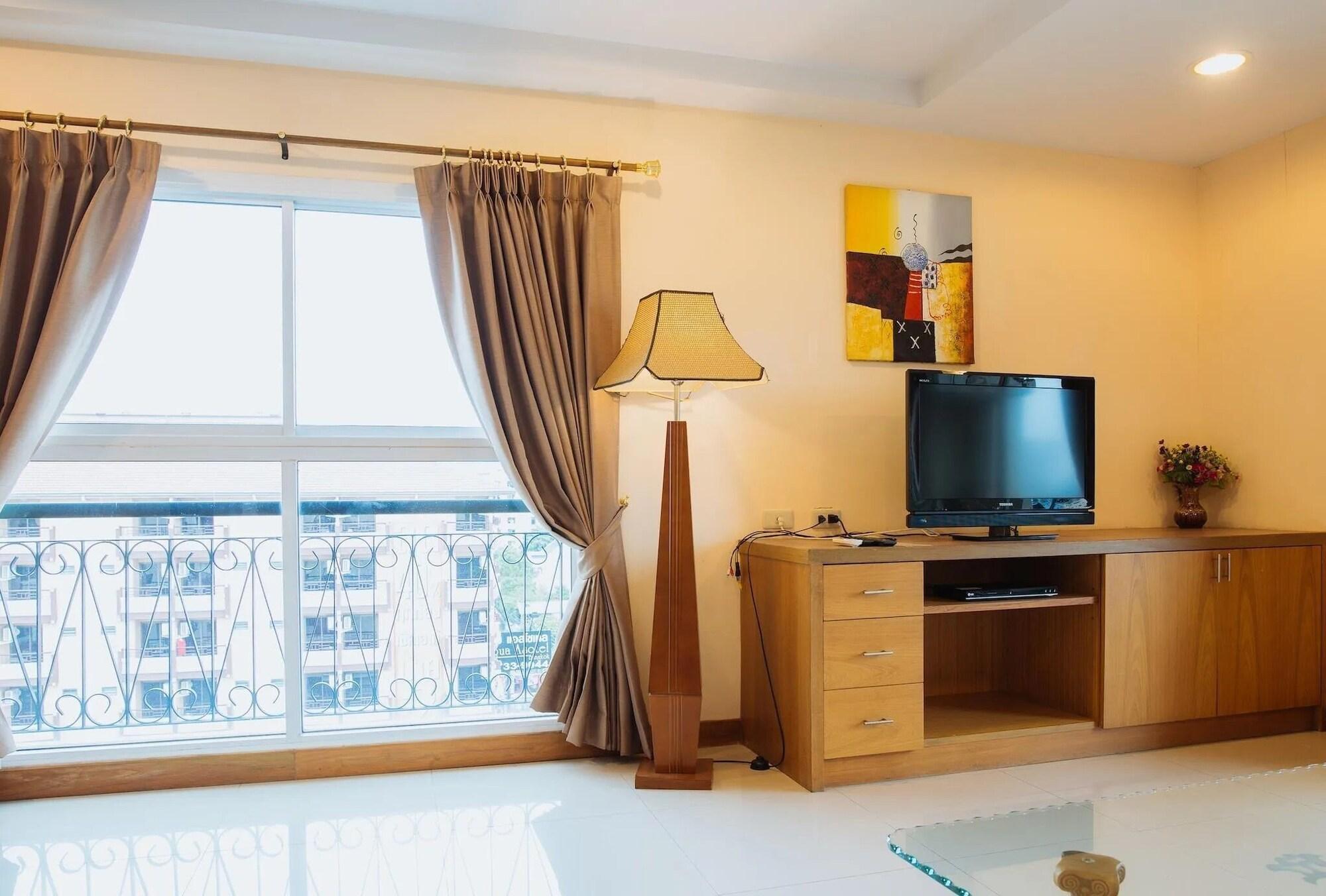Metro Point Bangkok Hotell Exteriör bild